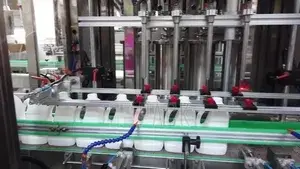 Machine de remplissage de détergent à 4 têtes